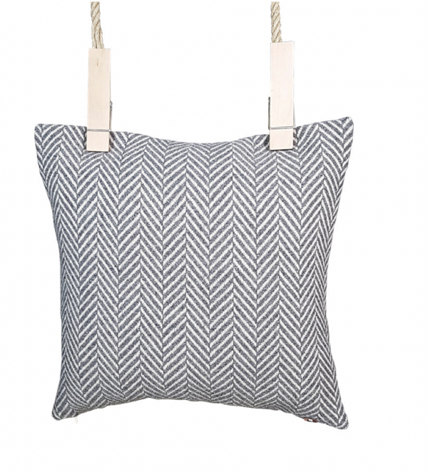 COUSSIN AULNE GRIS CENDRE 50X50CM 100% LAINE