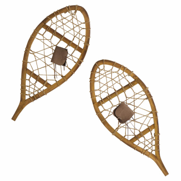 PAIRE DE RAQUETTES ANCIENNES DECORATIVES EN BOIS MIEL ET FILET EN CORD